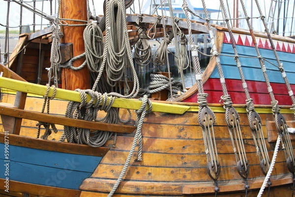 Fototapeta Details und Bug eines historisches Schiffs 