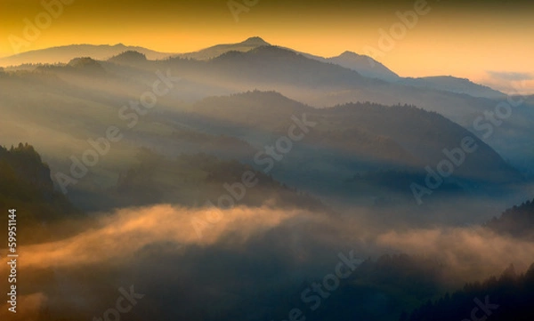 Fototapeta Bajkowy Wiosenny Pieniński Świt