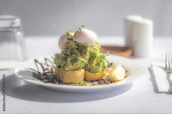 Obraz smashed avocado with poached egg