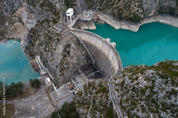 Obraz dam on the river