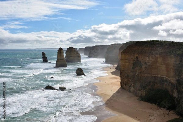 Fototapeta 12 apostoles, one of the most iconic natural formations in the world, in the great ocean road in south Australia