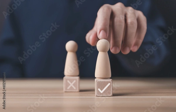 Fototapeta Block people show the right check marks and are wrong. select the check mark	
