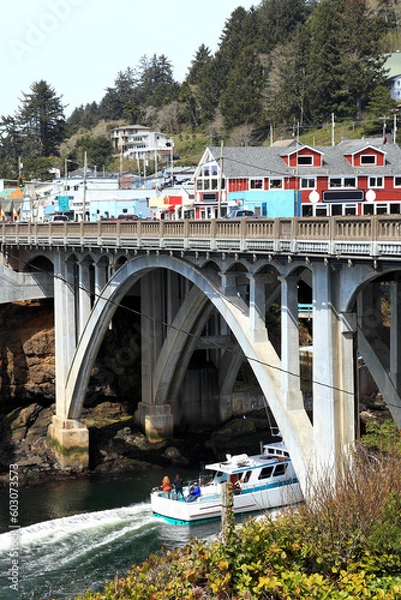 Obraz Along the Oregon Coast: The town of Depoe Bay with the entrance to the harbor that goes under Route 101 