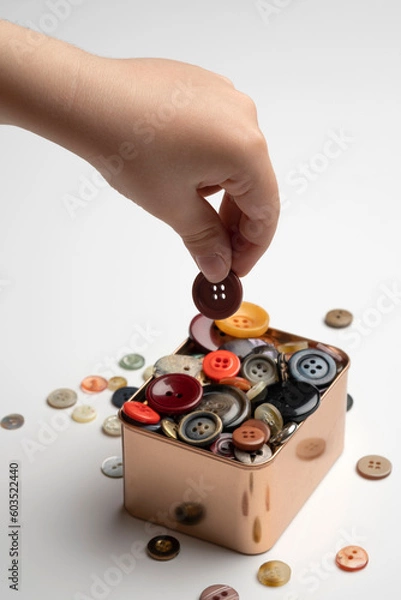 Obraz hands with button game