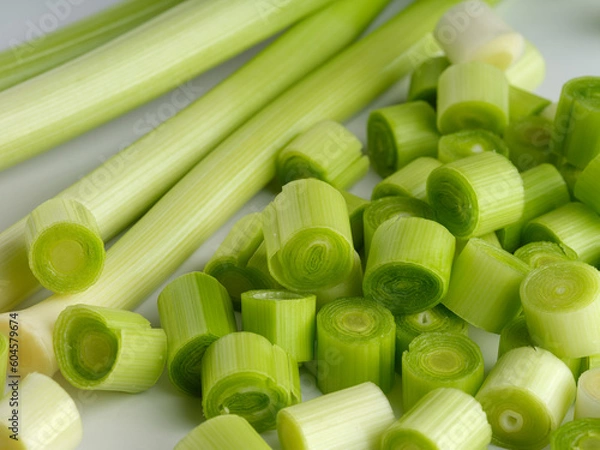 Fototapeta freshly chopped leek