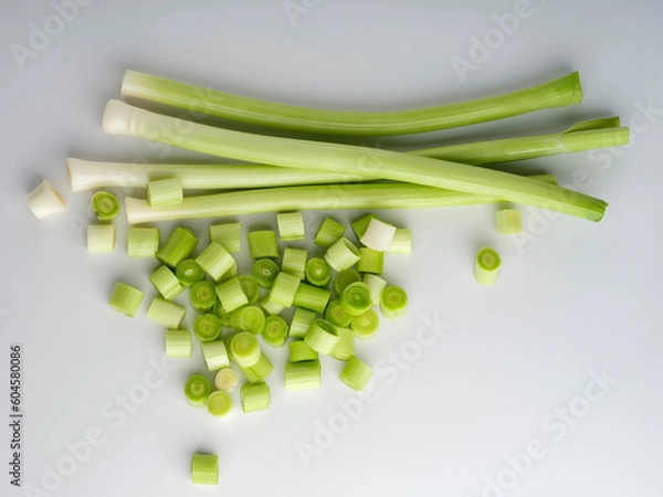 Fototapeta freshly chopped leek