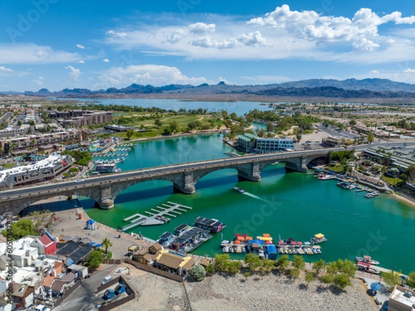 Fototapeta Lake Havasu London Bridge Aerial