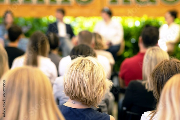 Fototapeta Presentation, workshop, training, news conference, public event, company meeting or round table