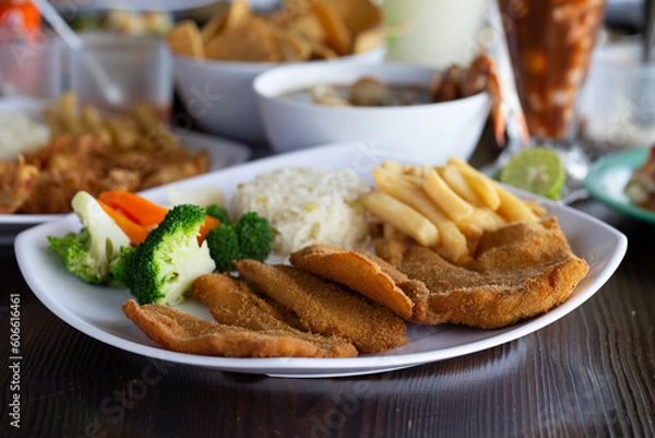 Obraz filete de pescado empanizado