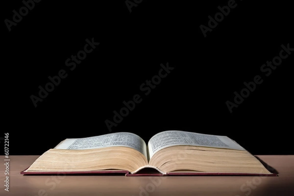 Obraz książka na stole