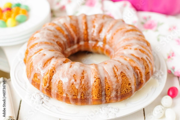 Obraz Pumpkin Bundt Cake with Sugar Icing