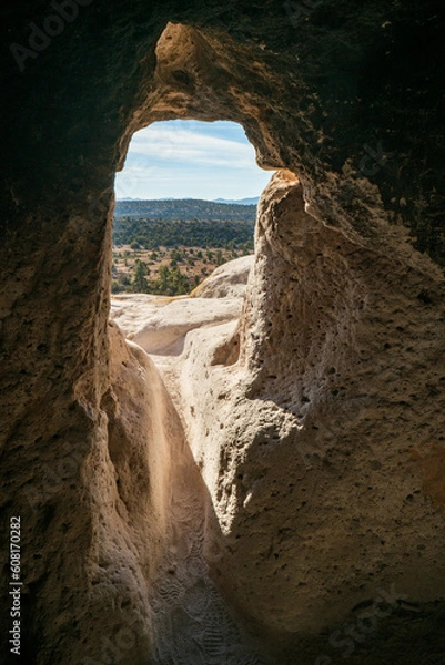 Fototapeta Cave Dwelling at Bandelier National Monument in New Mexico