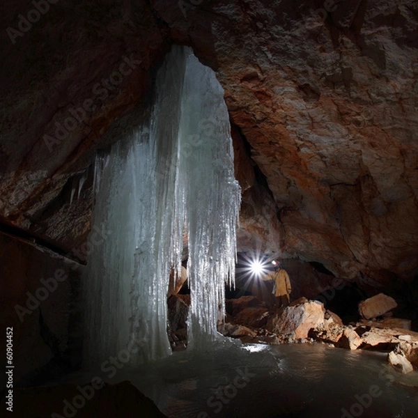 Fototapeta Caver in  Dachstein Mammut Cave.