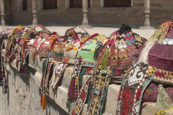 Obraz Chapeaux de danse folklorique ouzbeke