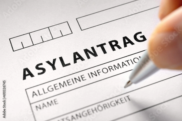 Fototapeta Formular mit Asylantrag zum Ausfüllen