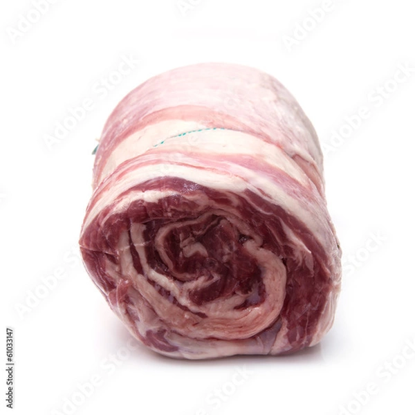 Obraz Walcowane na piersi jagnięce wspólne, na białym tle na tle białego studia.