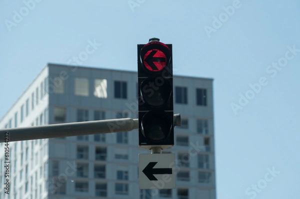 Obraz rote ampel zu steuerung von verkehrsflüssen