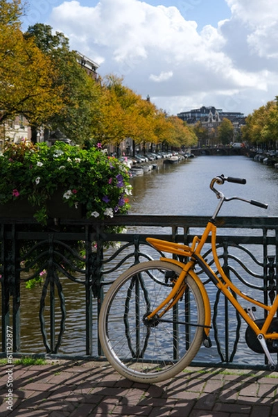 Obraz bicycle on the canal