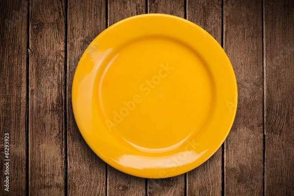 Obraz Colorful empty plate on grungy background table