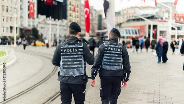 Obraz Two policemen in Istanbul