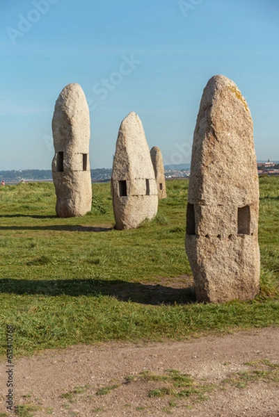 Obraz ruins of a set of monoliths in the countryside