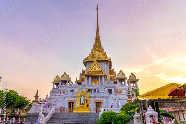 Obraz Wat Traimit Withayaram Worawihan, Temple of the Golden Buddha in Bangkok, Thailand.