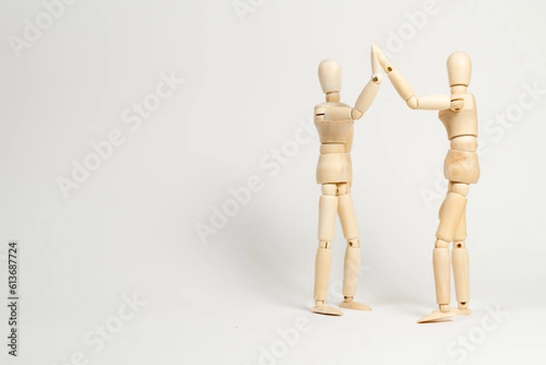 Fototapeta ハイタッチする人形