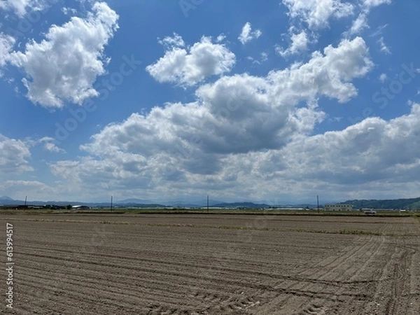 Obraz 220617秘伝豆河北月山堂
空
雲
晴れ
晴天
秘伝豆
河北町月山堂
