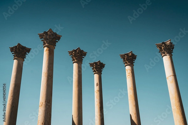 Obraz Old pillars blue sky