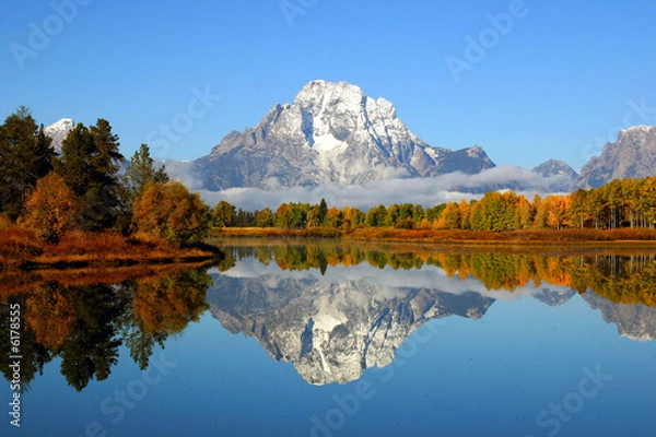 Fototapeta Odbicie pasma górskiego w jeziorze, Grand Teton National Park