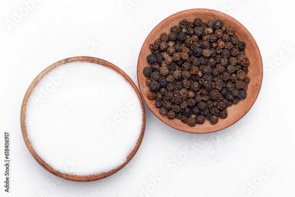 Obraz Sól i pieprz czarny na białym tle