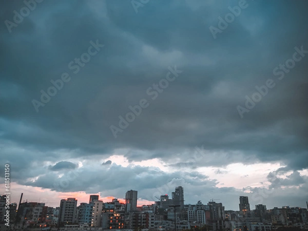 Fototapeta Stormy sky with dramatic clouds.
