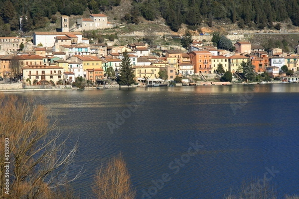 Fototapeta borgo sul lago