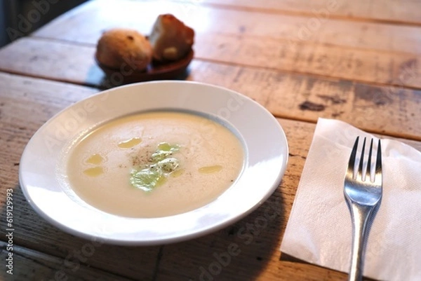 Fototapeta ジャガイモと枝豆のスープ