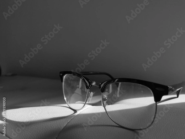 Obraz glasses on a table