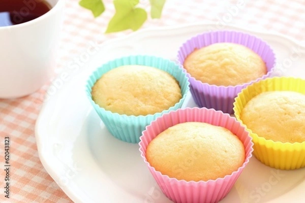 Fototapeta シリコンカップのカップケーキ