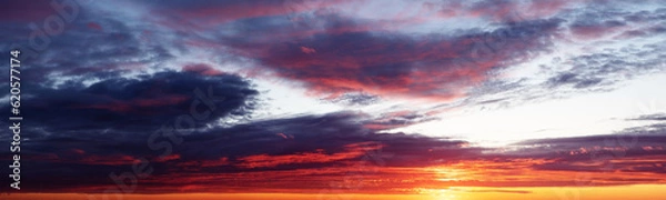 Fototapeta setting sun on the sea, beautiful sunset with colorful sky