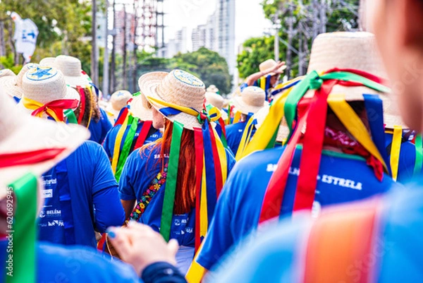 Fototapeta Arraial do Pavulagem is a musical group that develops an artistic and cultural movement that occupies the streets of Belém do Pará with its popular and colorful processions in June and October