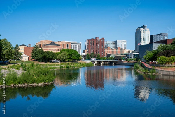 Obraz Zumbro River Flows through Downtown Rochester, Minnesota