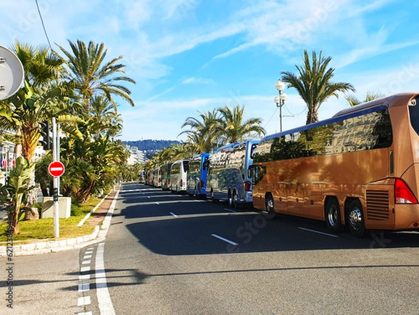 Fototapeta Bus stop like the Promenade des Anglais gallery in Nice, Cote d'Azur French Riviera	

