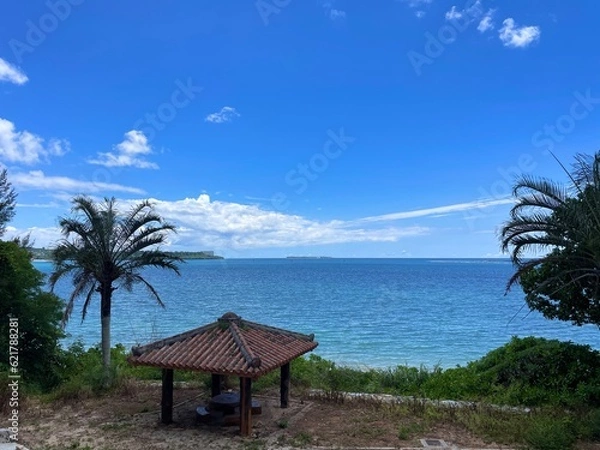 Fototapeta 沖縄の青い空と海
