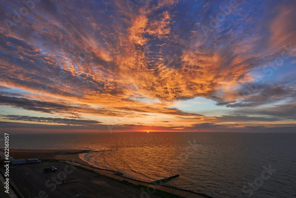 Obraz A dramatic sunrise in Ramsgate over the sea