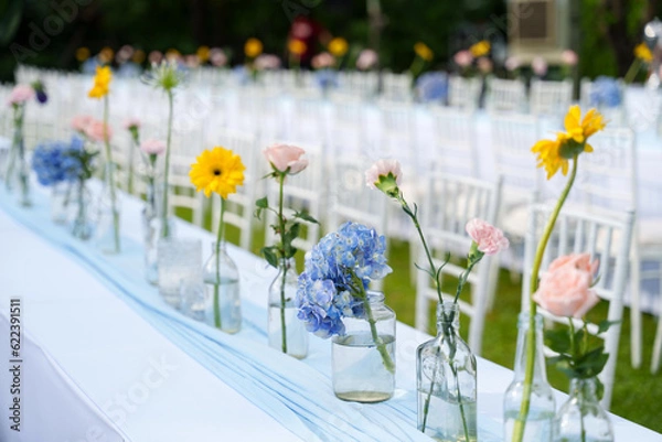 Obraz flower decorate on the longtable