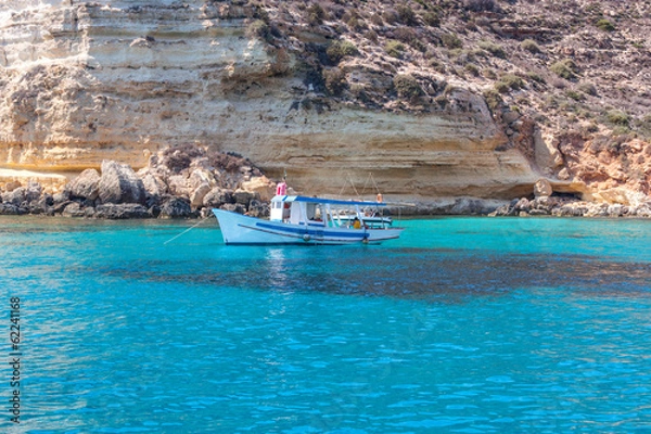 Obraz boat on sea of Lampedusa