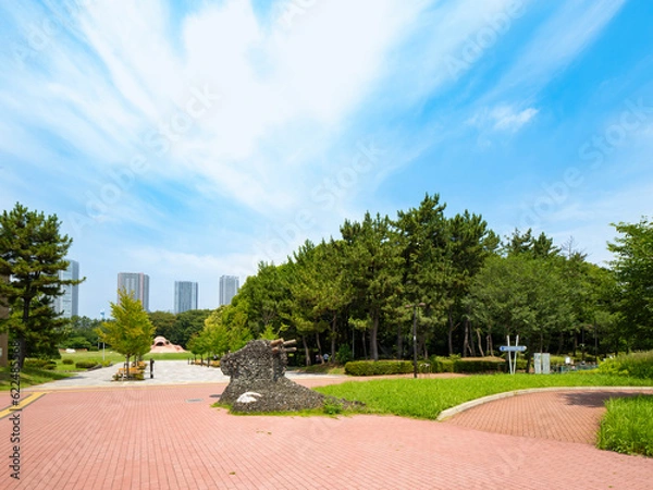 Obraz 緑あふれる辰巳の森緑道公園　タコ遊具が可愛らしい！