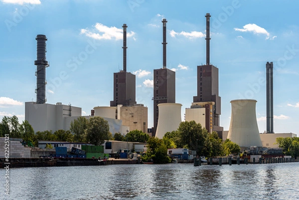 Fototapeta The old Lichterfelde combined heat and power plant at the Teltow Canal in the south of Berlin, was replaced by a combined cycle power plant based on natural gas.