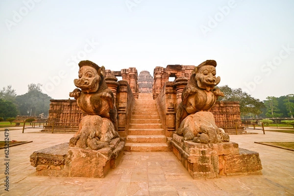 Obraz Hand chiseled sculptures of a couple of  Leogryphs guarding the entrance to Sun temple, Konark, India.
