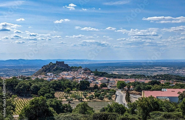 Obraz Castle Dominates Town