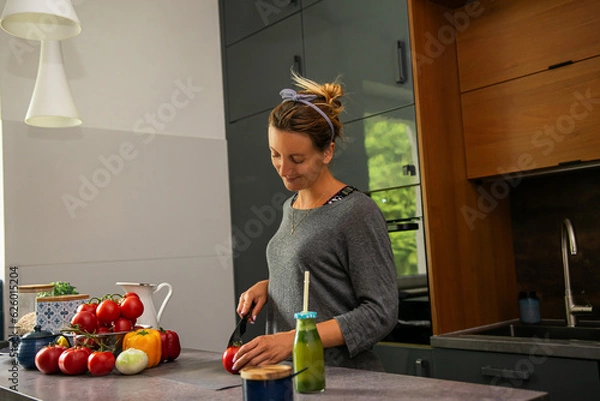 Obraz kobieta w kuchni