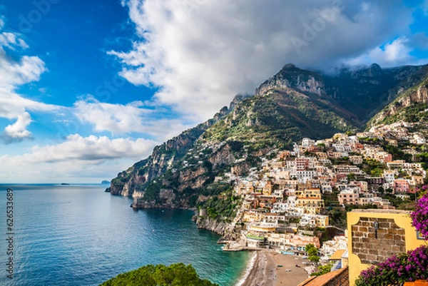 Fototapeta View of Positano beach and houses on the hills